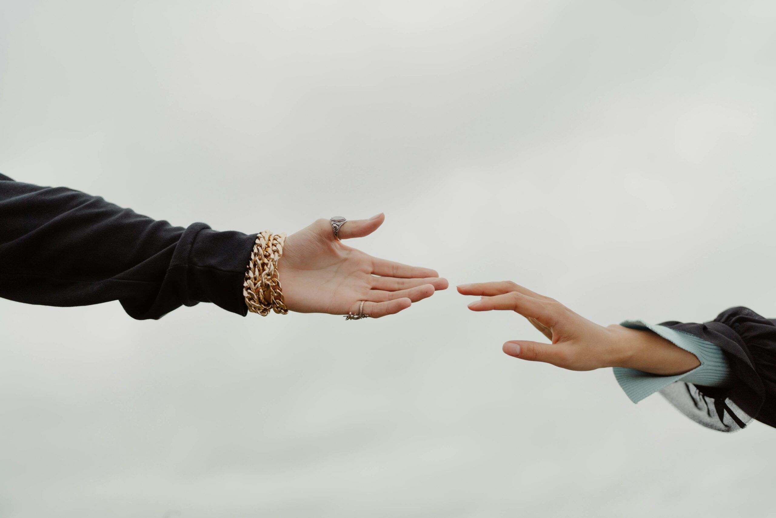 helping a gambling partner